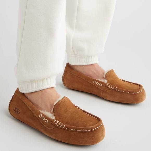 UGG Ashley Water Resistan Chestnut Suede Brown Slippers Women’s Size 7 - Picture 1 of 12